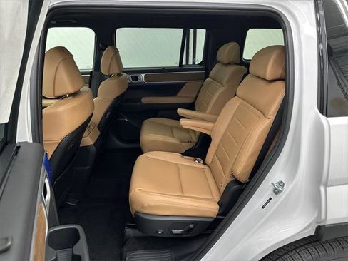 New 2026 Hyundai Santa Fe Limited image 24