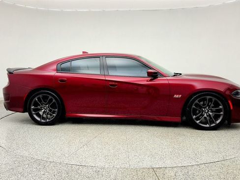 Used 2020 Dodge Charger Scat Pack RWD image 4