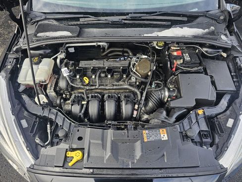 Used 2016 Ford Focus SE w/ Reverse Sensing Package image 13