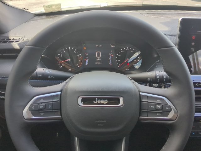 Used 2025 Jeep Compass Latitude w/ Altitude Special Edition AWD/4WD image 30