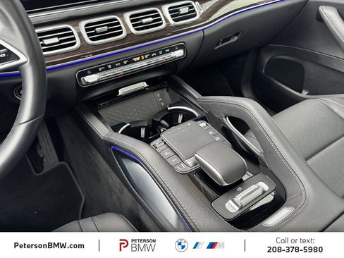 Used 2025 Mercedes-Benz GLS 450 4MATIC image 32