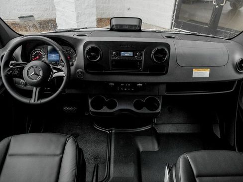 New 2026 Mercedes-Benz Sprinter 2500 image 18