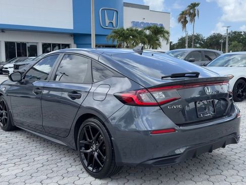 Certified 2025 Honda Civic Sport image 9