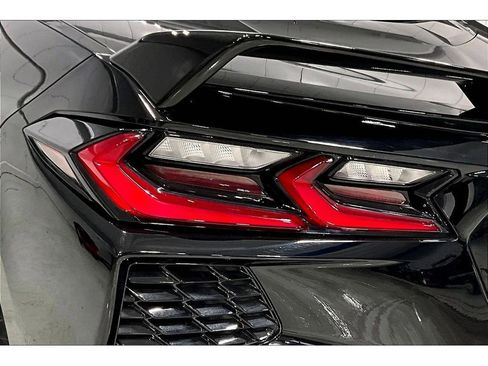 Used 2021 Chevrolet Corvette 3LT image 27