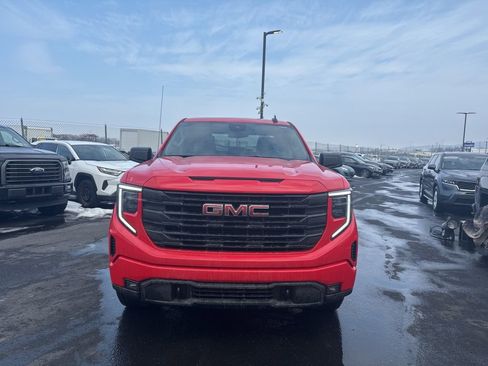 Used 2024 GMC Sierra 1500 Elevation image 8