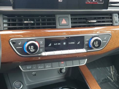 Used 2022 Audi A5 2.0T Premium image 26