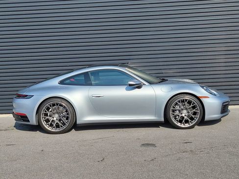 Certified 2021 Porsche 911 Carrera image 8