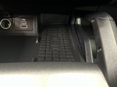 Used 2025 Ford Bronco Sport Badlands image 26