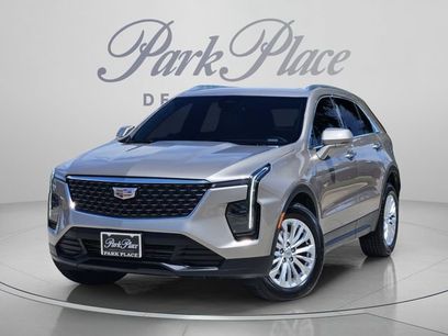 Used 2024 Cadillac XT4 Luxury w/ Cold Weather Package