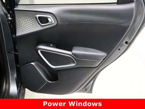 Used 2024 Kia Soul LX w/ Option Group 015 image 30
