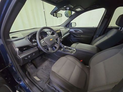 Certified 2023 Chevrolet Traverse LT FWD image 10