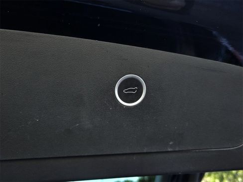 Used 2017 Tesla Model X 100D image 34