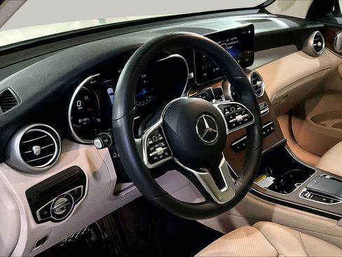 Used 2020 Mercedes-Benz GLC 300 4MATIC image 17
