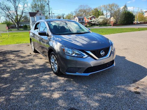Used 2019 Nissan Sentra SV image 6