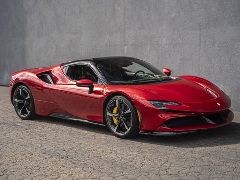 Certified 2022 Ferrari SF90 Spider image 10