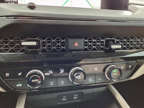 Certified 2023 Honda Accord Touring image 8