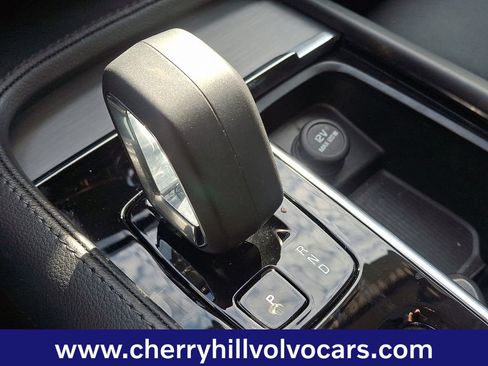 Certified 2023 Volvo XC90 B5 Core w/ Climate Package image 16