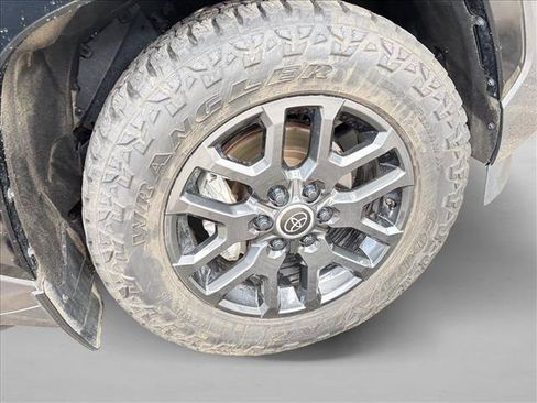 Certified 2024 Toyota Sequoia Platinum AWD/4WD image 17