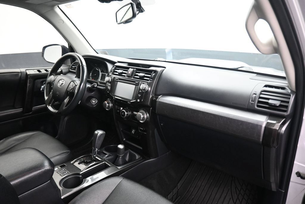Used 2015 Toyota 4Runner Trail Premium AWD/4WD image 42
