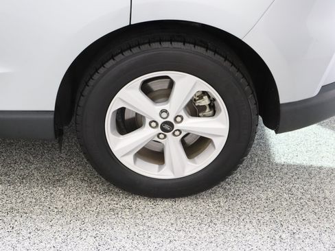 Used 2024 Ford Edge SE AWD/4WD image 10