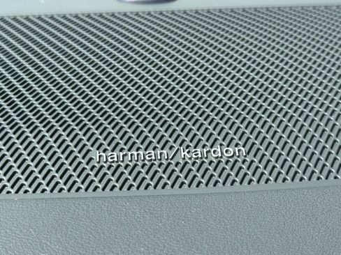 New 2026 Volvo XC90 B5 Plus image 16