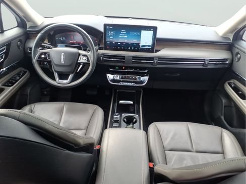 Used 2023 Lincoln Corsair Reserve w/ Equipment Group 202A AWD/4WD image 10