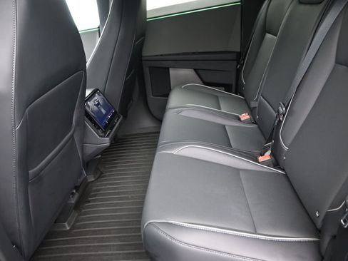 Used 2024 Tesla Cybertruck AWD Crew Cab image 13
