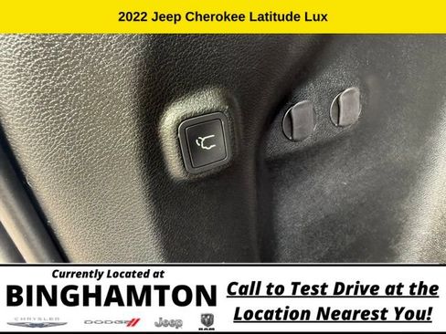 Used 2022 Jeep Cherokee Latitude Lux AWD/4WD image 18