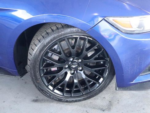 Used 2016 Ford Mustang GT w/ GT Performance Package RWD image 3