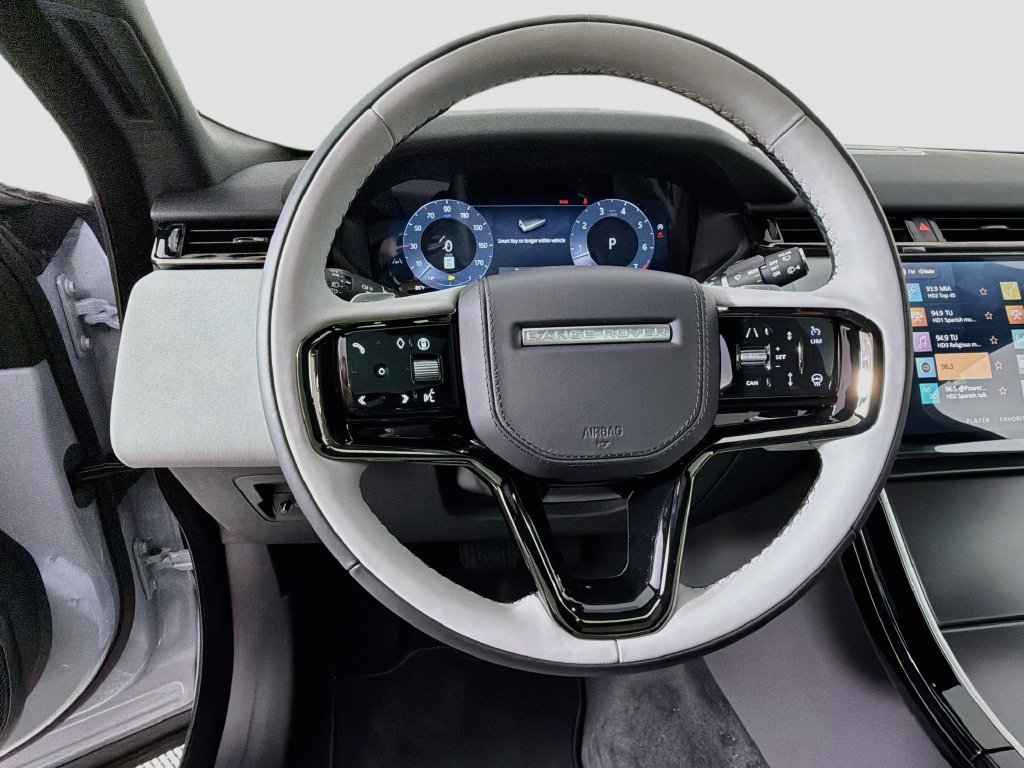 New 2026 Land Rover Range Rover Velar S AWD/4WD image 11