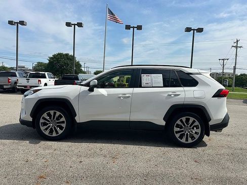 Certified 2019 Toyota RAV4 XLE Premium w/ Cold Weather Package AWD/4WD image 2