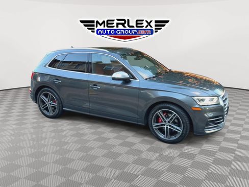Used 2018 Audi SQ5 Prestige AWD/4WD image 2