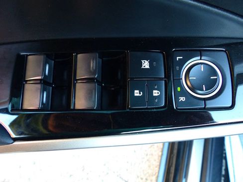 Used 2018 Lexus IS 300 F Sport w/ F Sport Package image 24