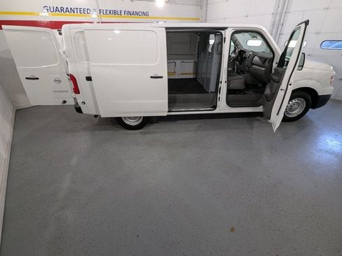 Used 2021 Nissan NV 2500 S image 15