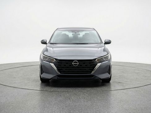 Used 2025 Nissan Sentra S FWD image 2