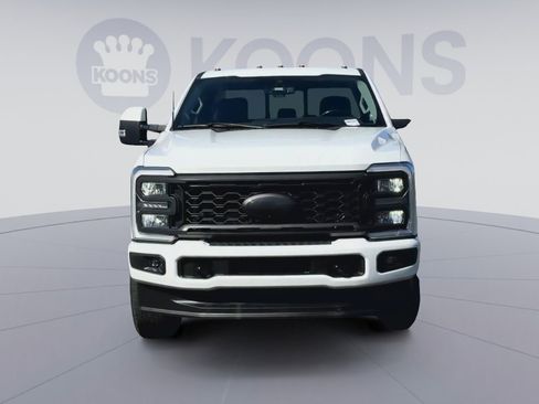 Used 2023 Ford F350 Lariat w/ Sport Appearance Package AWD/4WD image 4