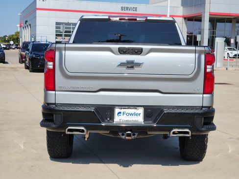 Used 2024 Chevrolet Silverado 1500 LT Trail Boss AWD/4WD image 6