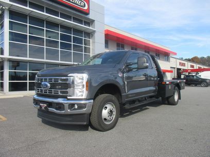New 2026 Ford F350 XL w/ XL Chrome Package