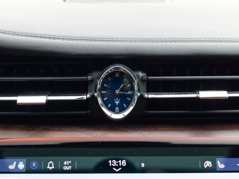 Certified 2023 Maserati Quattroporte Modena Q4 AWD/4WD image 50
