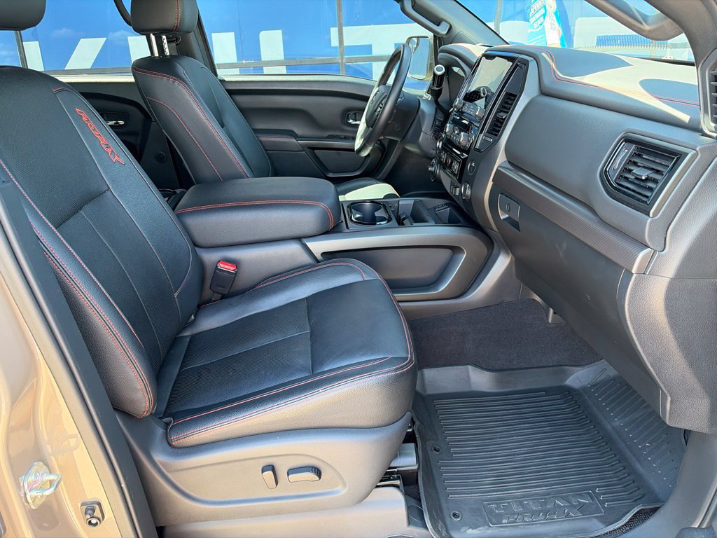 Used 2023 Nissan Titan PRO-4X w/ Pro-4x Convenience Package AWD/4WD image 12
