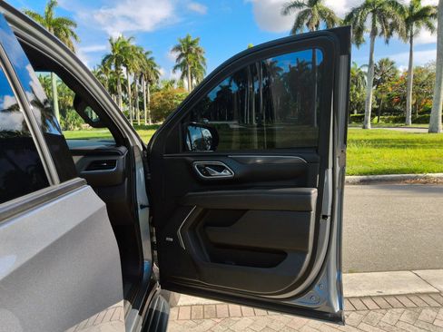Used 2021 Chevrolet Tahoe RST RWD image 40