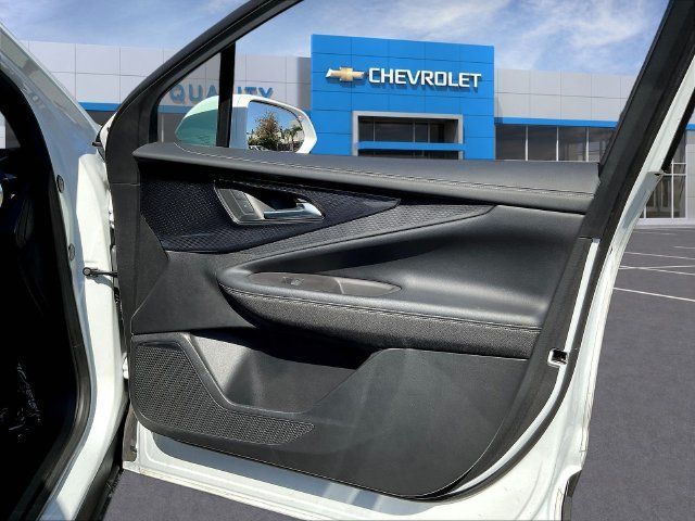 Certified 2024 Chevrolet Blazer EV LT AWD/4WD image 30