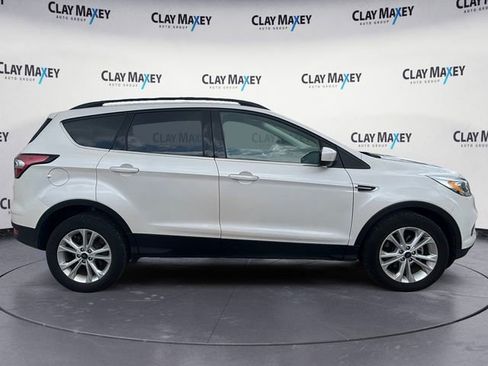 Used 2018 Ford Escape SEL image 6
