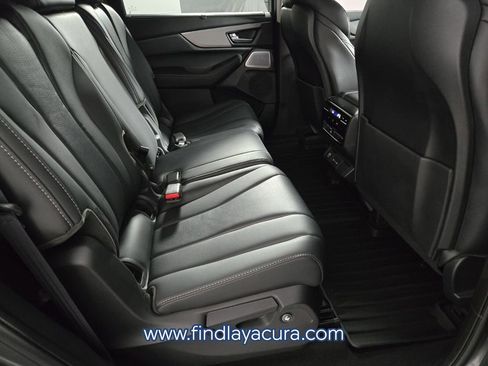 Used 2025 Acura MDX SH-AWD w/ Technology Package image 18
