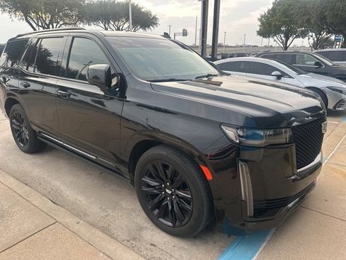 Used 2022 Cadillac Escalade Sport w/ Touring Package image 3