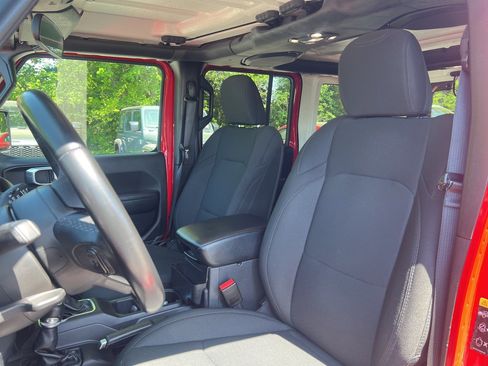 Used 2022 Jeep Wrangler Unlimited Sport AWD/4WD image 14