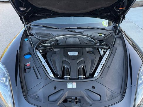 Used 2018 Porsche Panamera 4S image 50
