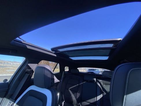 New 2025 Chevrolet Blazer EV LT w/ Super Cruise Package AWD/4WD image 22