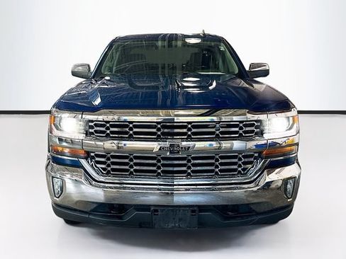 Used 2018 Chevrolet Silverado 1500 LT w/ All Star Edition AWD/4WD image 4