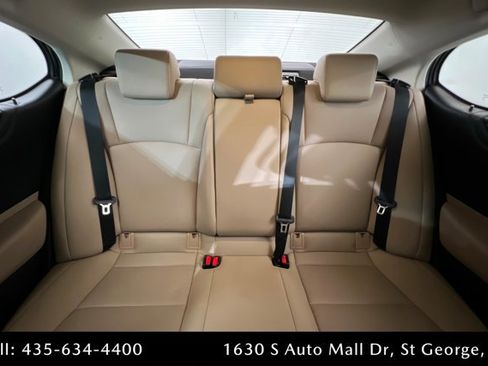 Used 2021 Lexus ES 300h w/ Accessory Package 2 image 24